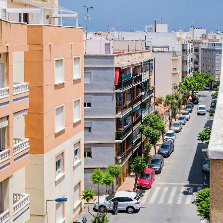 Piso 2 Dormitorios, Equipado, 5 Min Playa Del Cura تورّيفيِخا المظهر الخارجي الصورة